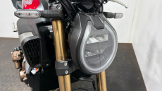 24MY Honda CB650R E-Clutch